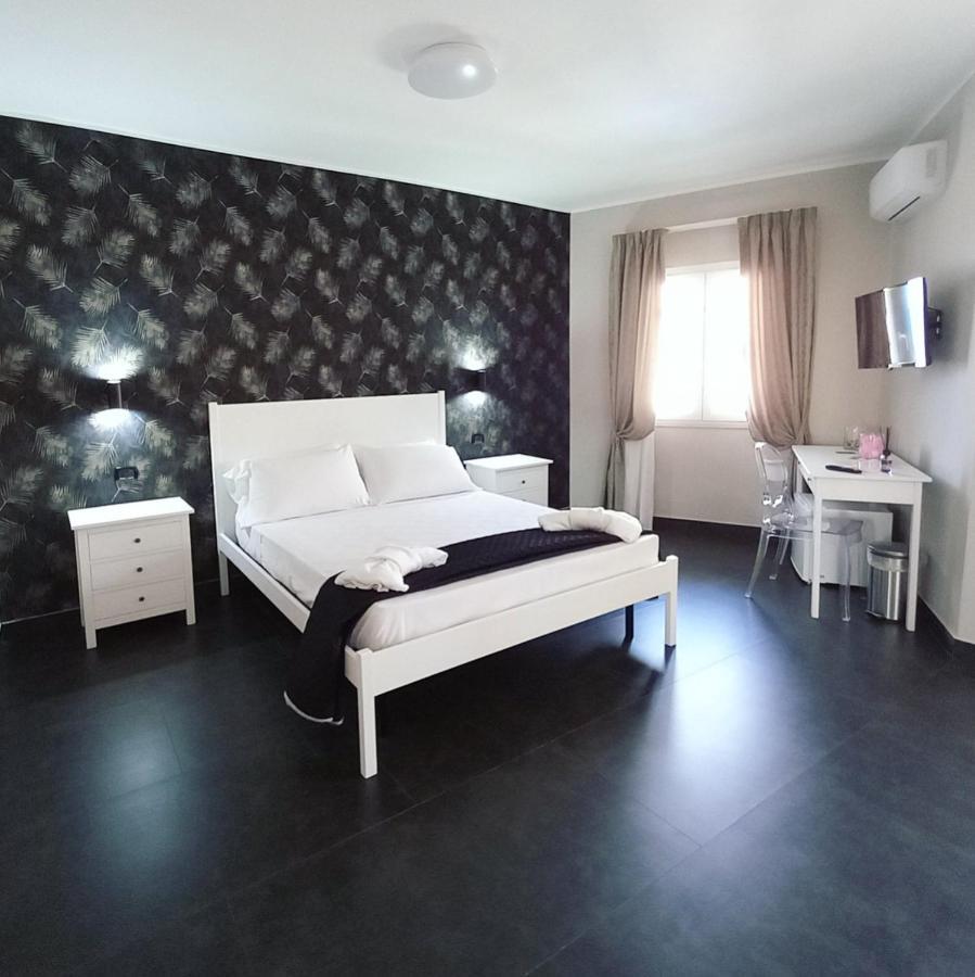 Aldiva Rooms Torvaianica Exterior photo